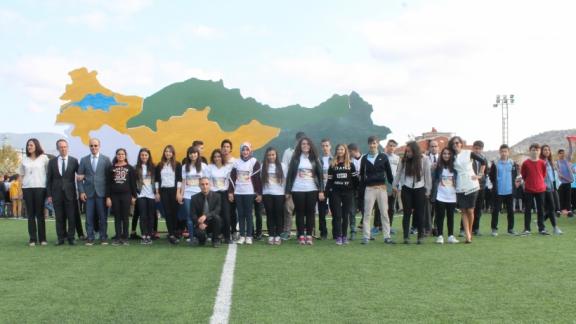 Semih Tınay Anadolu Lisesi nin DOĞULAR BATI OLSA, BATILAR DOĞU Adlı Projesi Kapsamında Siirt ten Misafirlerimiz Vardı.