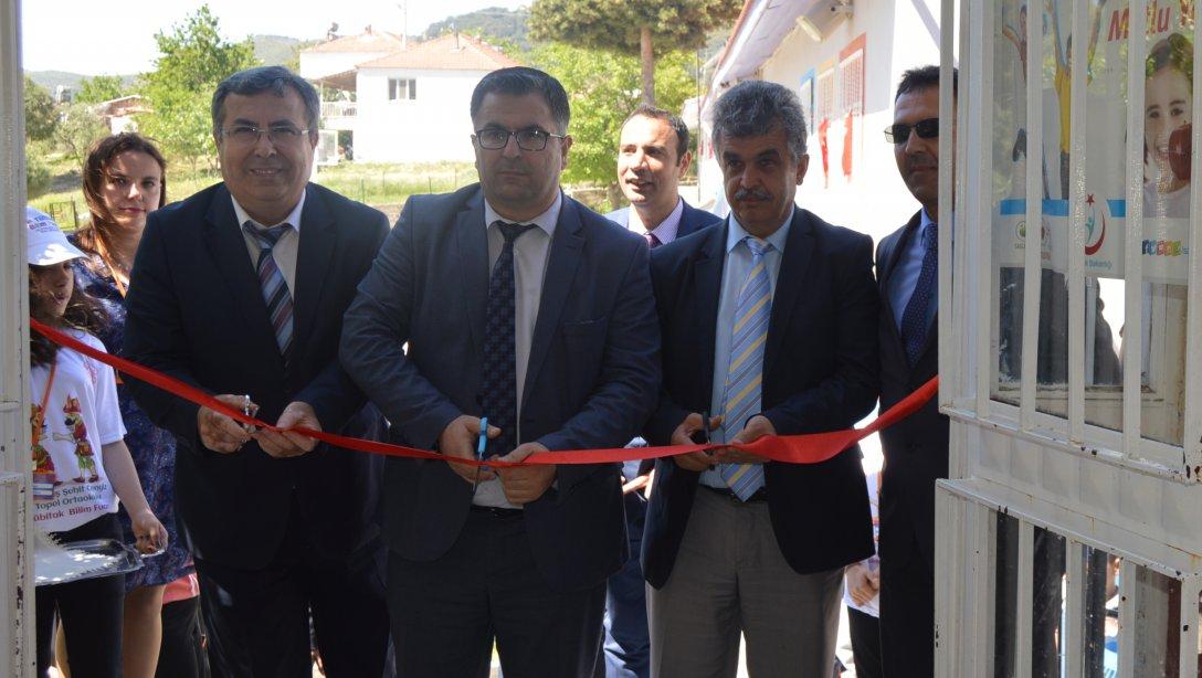 Tübitak 4006 Bilim Fuarı Şehit Cengiz Topel Ortaokulu´nda gerçekleştirildi