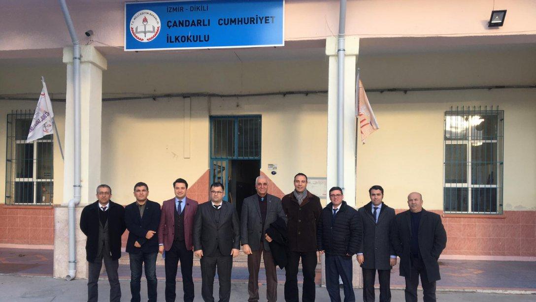 Çandarlı Cumhuriyet İlkokulu´nda İlkokul Müdürleri İle Aylık Değerlendirme Toplantısı Yapıldı
