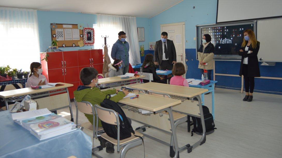 Deliktaş Şehit Cengiz Topel  İlkokulu Ziyaret Edildi