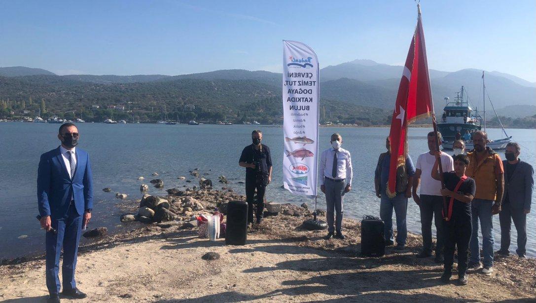 Bademli 'de Denize 15 Bin Yavru Balık Bırakıldı